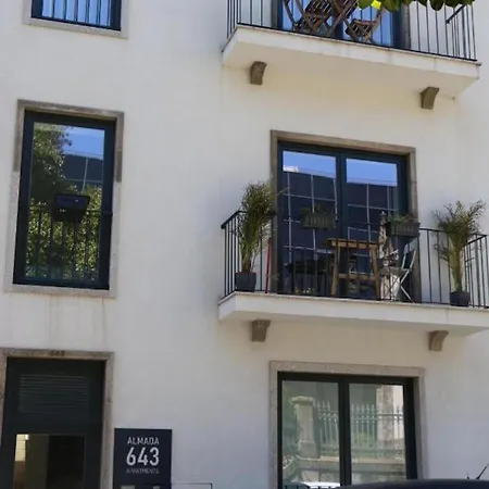 Stylish Almada Historic