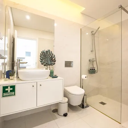Apartment Stylish Almada Historic *
