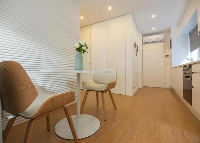 Appartamento Stylish Almada Historic