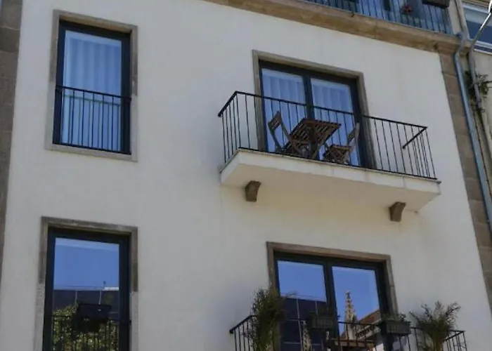 Stylish Almada Historic *